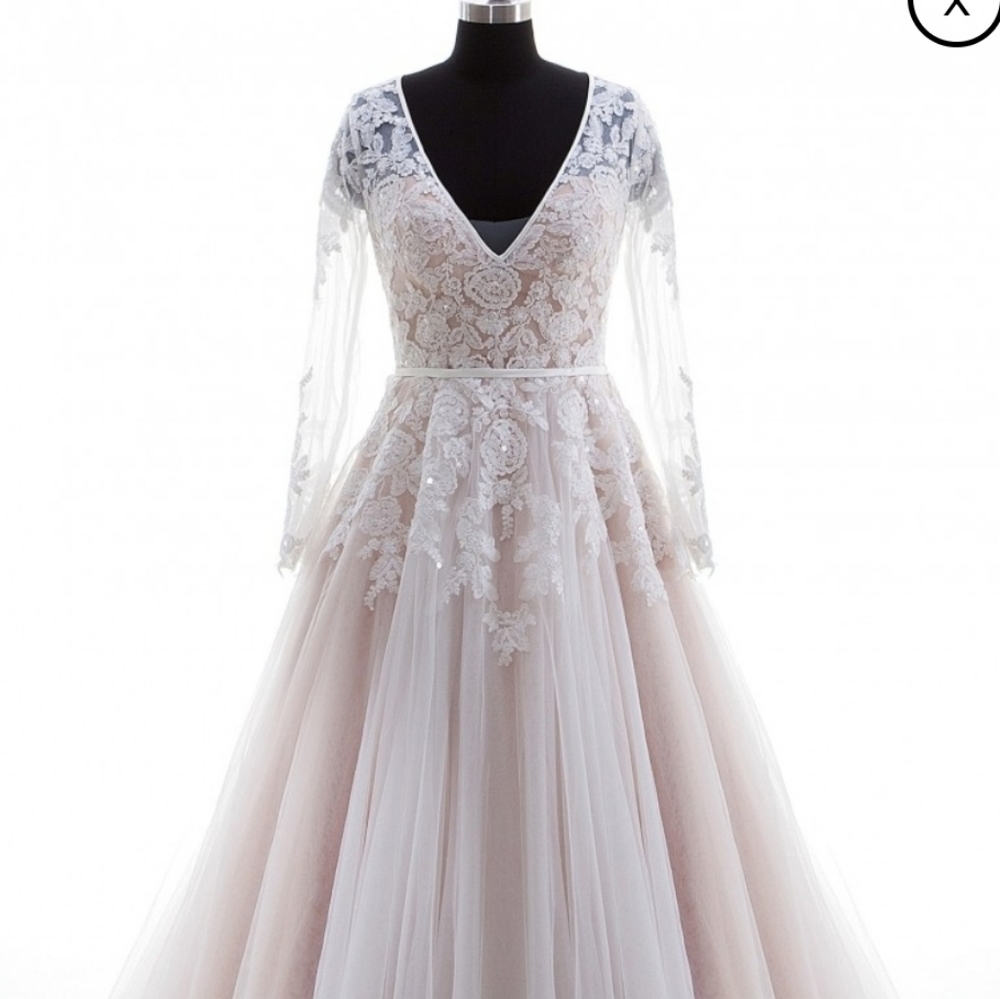 Cocomelody A-line Court Train Lace and Tulle Wedding Dress